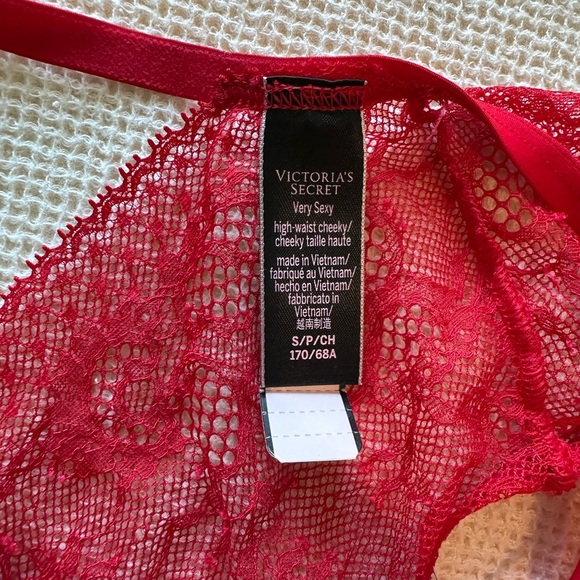 Victoria Secret NWT Cheeky Red Lace Women's Intimate - Picture 3 of 4